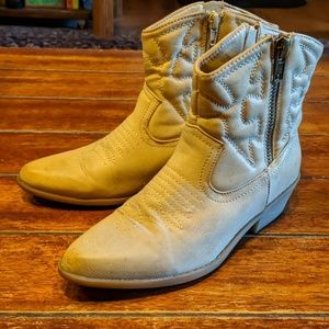 Vintage Western Booties